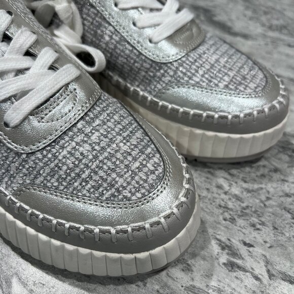 Women's Persephone Sneakers with Memory Foam Insole - Picture 7 of 10